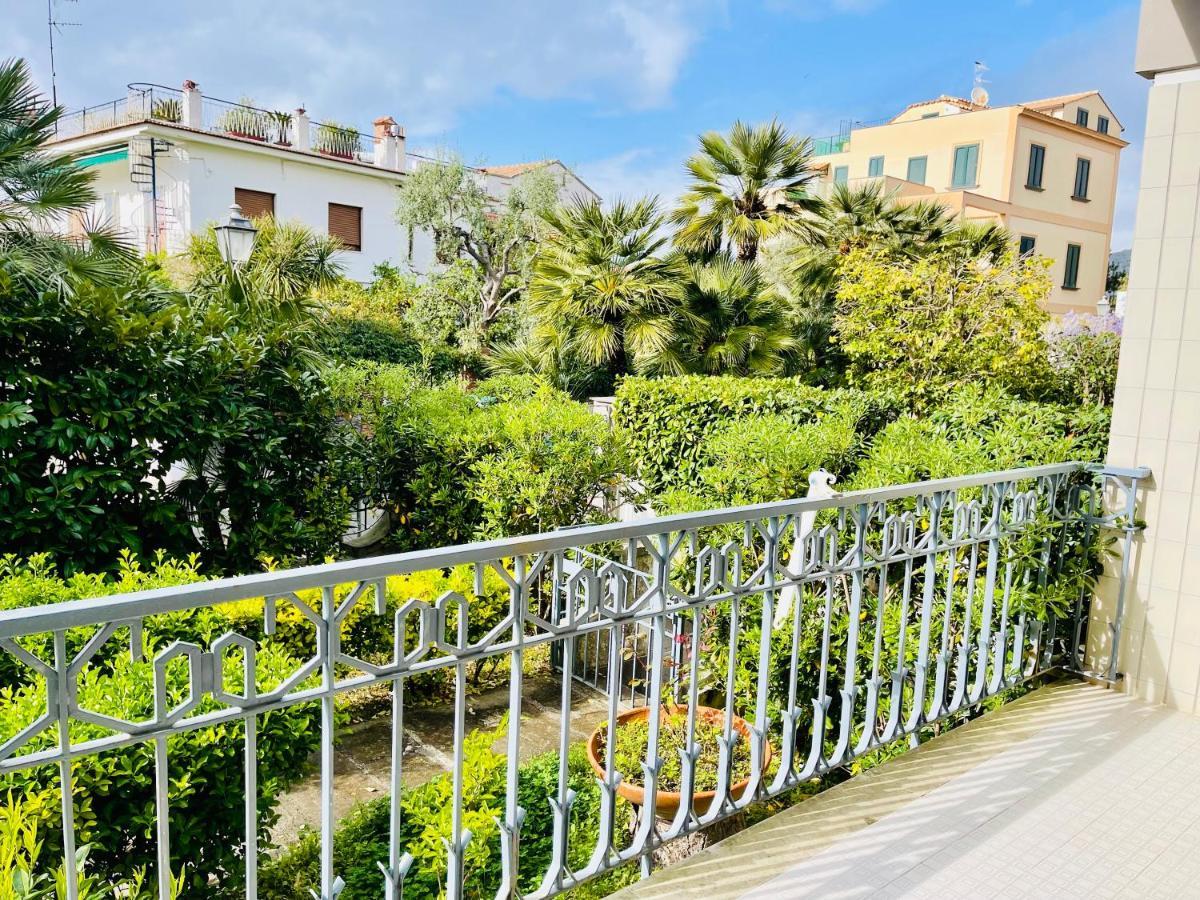 Appartamento Sorrento Life 1 Sant'Agnello Esterno foto